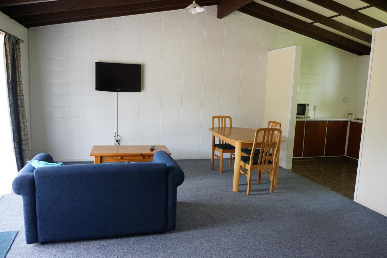 Amisfield Motel Tokoroa Bagian luar foto